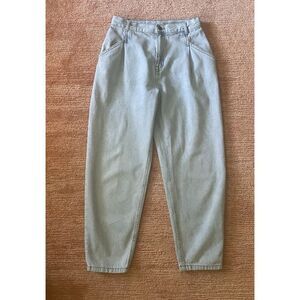 TFS Twentyfourseven Women’s High Rise Mom Jeans Blue Light Wash S/M